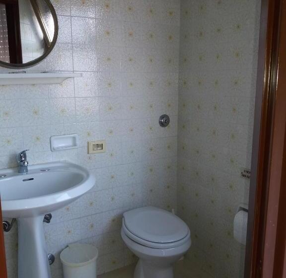 בית מלון כפרי Albergo Europa