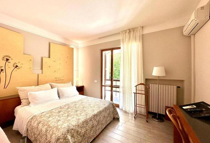 Отель La Ginestra