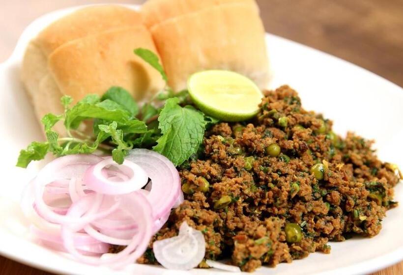 בית מלון כפרי Ambassador