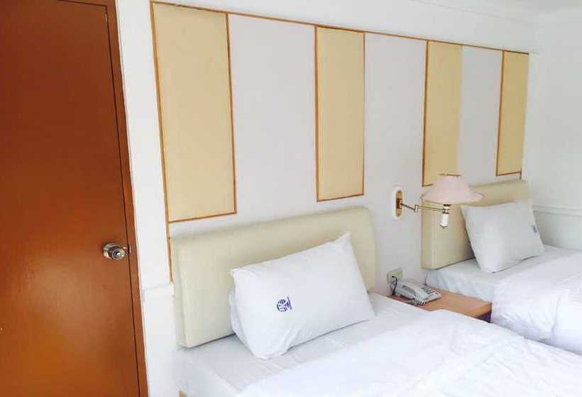 فندق Bangsaen Resort