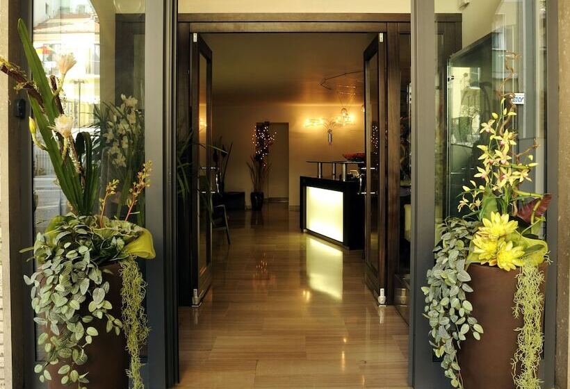 Отель Concordia