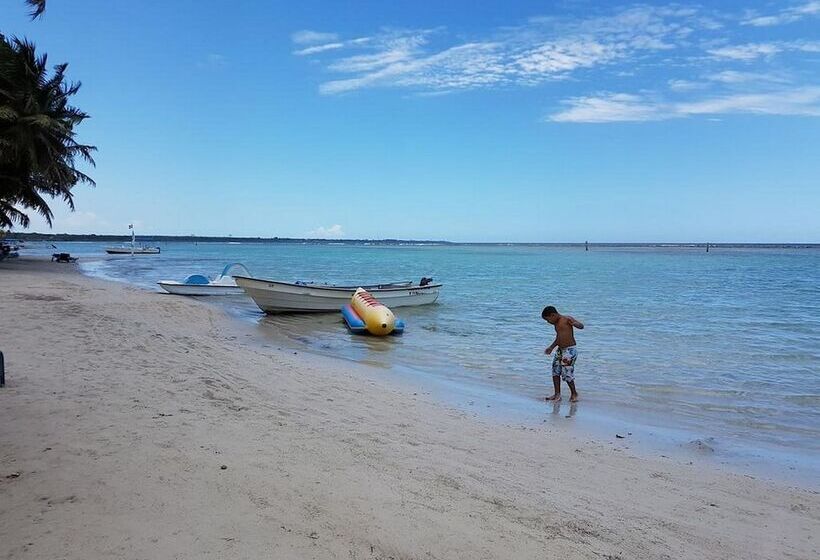 בית מלון כפרי Costa Linda Beach Boca Chica