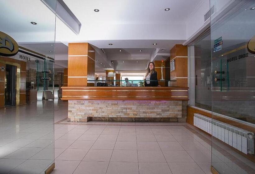 فندق Dior