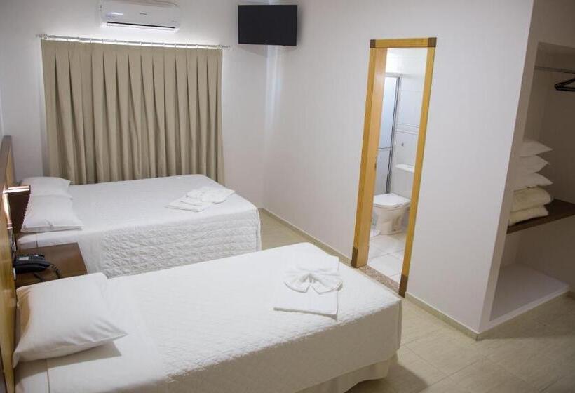 酒店 Dois Vizinhos Palace