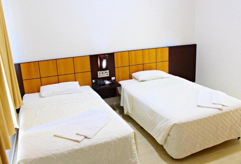 酒店 Dois Vizinhos Palace