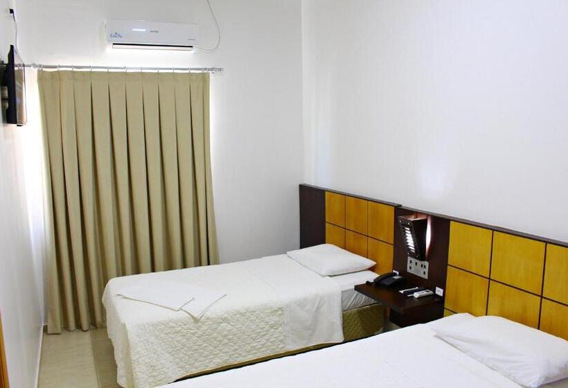 酒店 Dois Vizinhos Palace