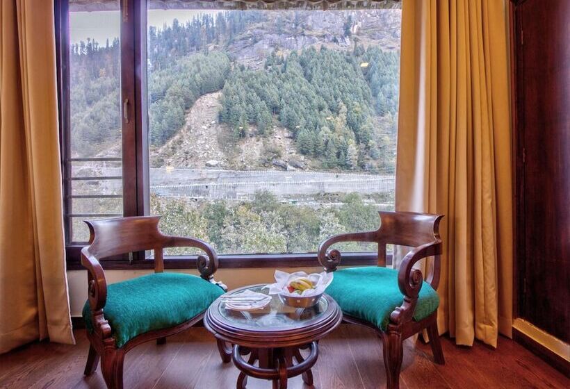 酒店 Katoch Grand By Vivaan