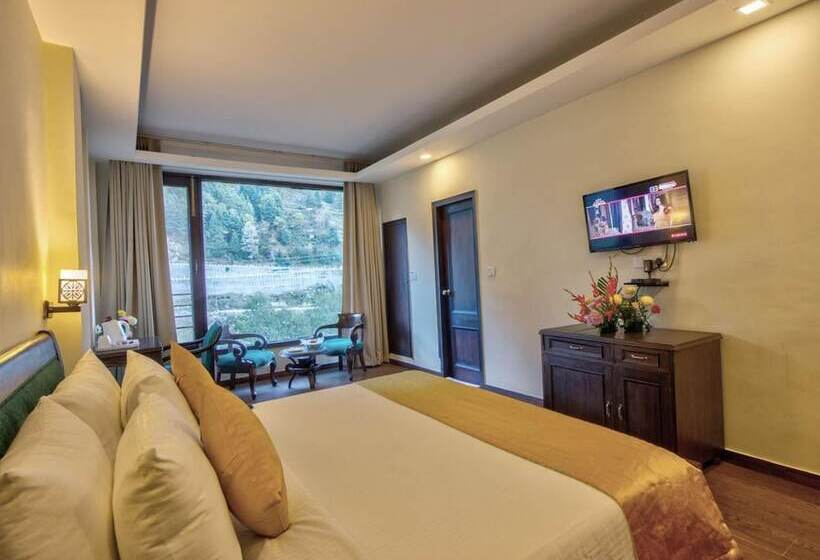 酒店 Katoch Grand By Vivaan