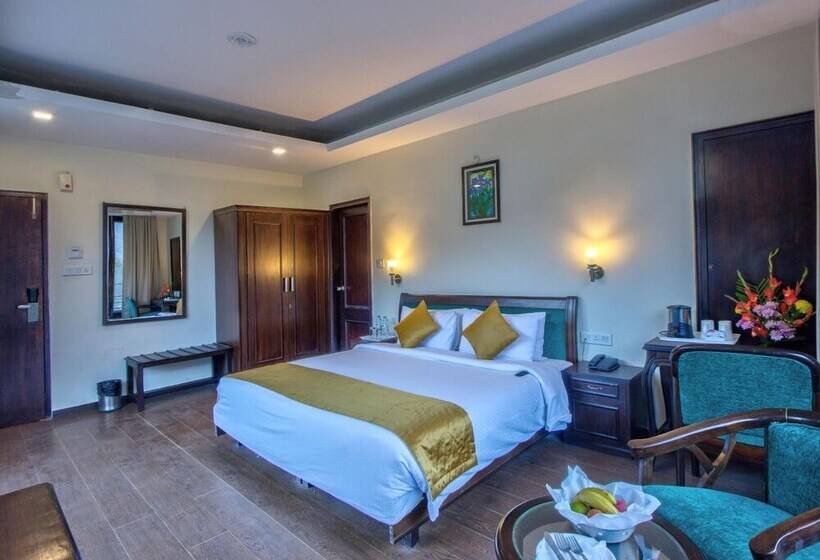 酒店 Katoch Grand By Vivaan