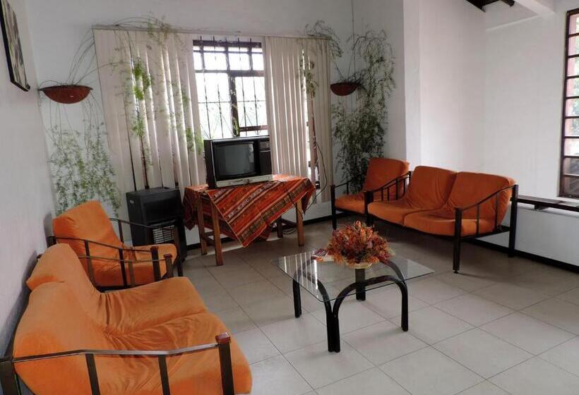 فندق La Primavera