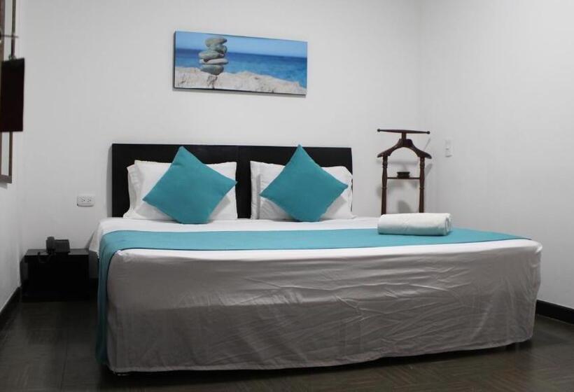 هتل Los Cristales