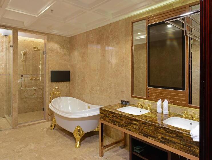 فندق Menshine Gloria Plaza