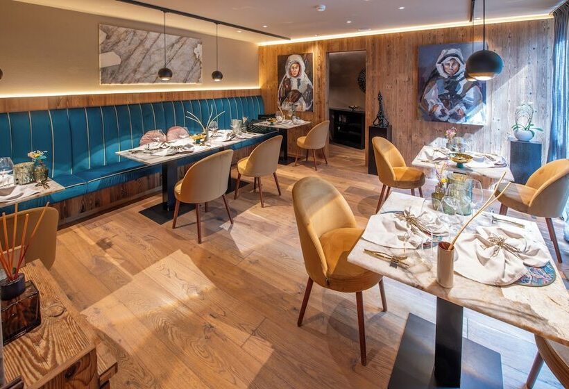 ホテル Montchalet