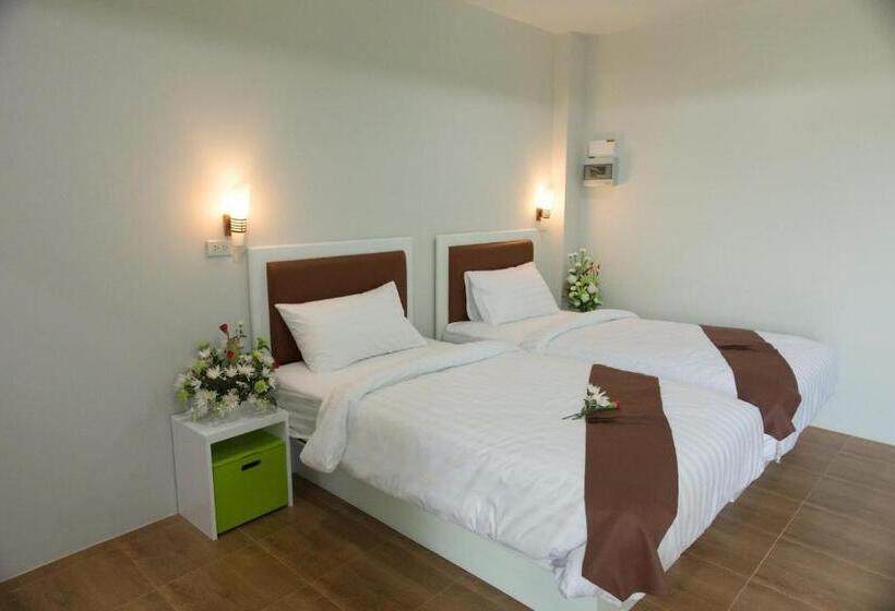 בית מלון כפרי Namthip Residence