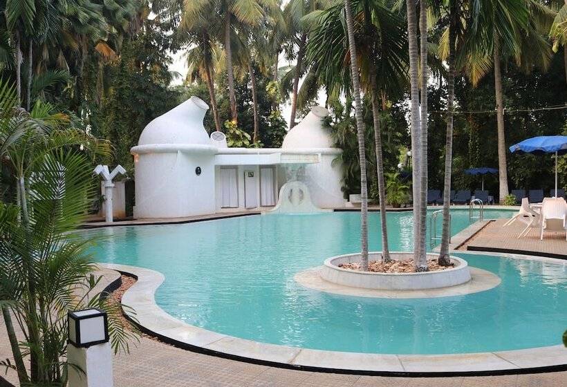 ホテル Parisutham