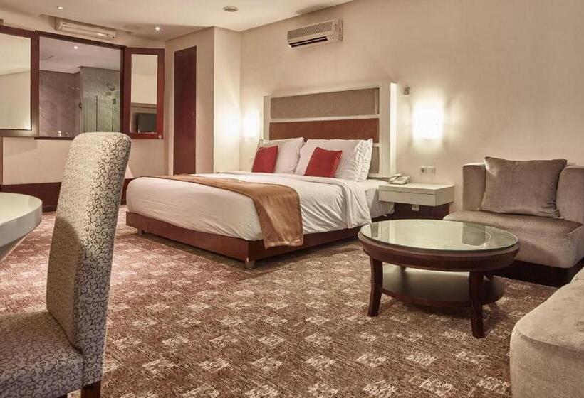 בית מלון כפרי President Executive Club