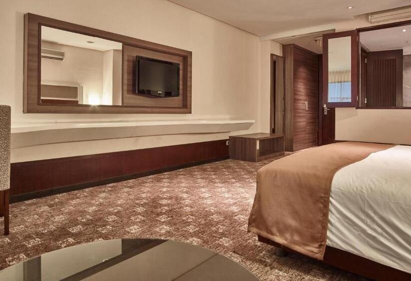 בית מלון כפרי President Executive Club