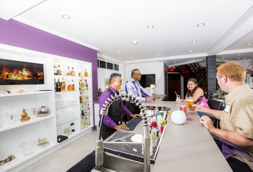 هتل Qinn Boutique