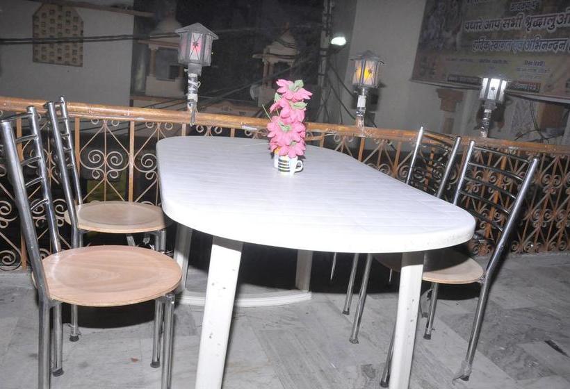 호텔 Shri Mahant Guest House