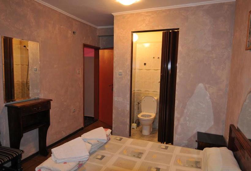 בית מלון כפרי Snow Heaven