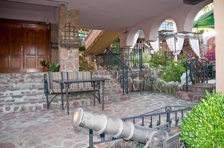 בית מלון כפרי Snow Heaven