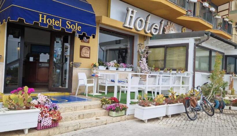 Отель Sole