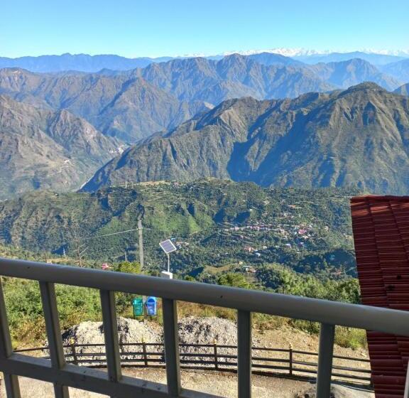 هتل Trimurti Pine Valley Resort