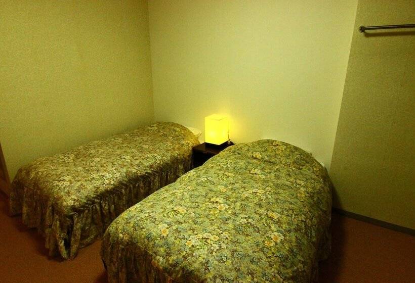 בית מלון כפרי Utopia Naeba