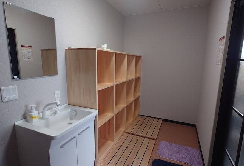 בית מלון כפרי Utopia Naeba