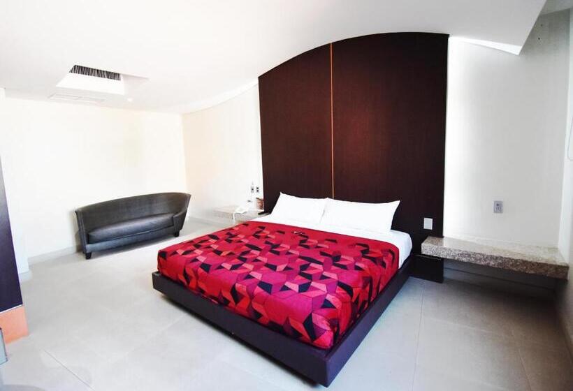 ホテル Via La Villa