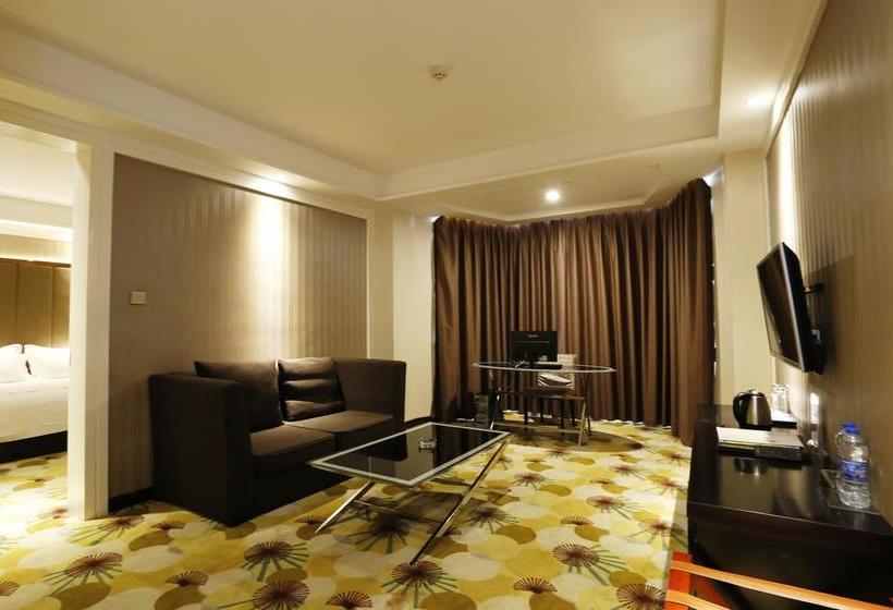 فندق Zhanjiang Jiali International