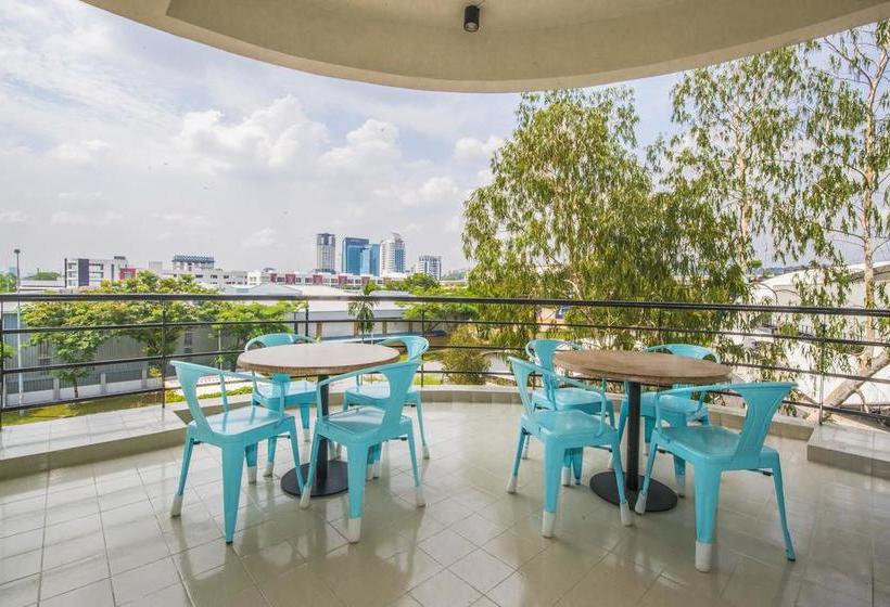 Im4u Hostel, Dek@t Puchong