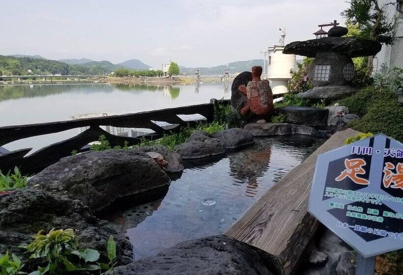 Рёкан Hita Onsen Kizantei