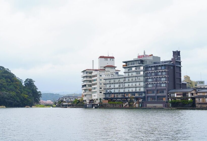 Рёкан Hita Onsen Kizantei
