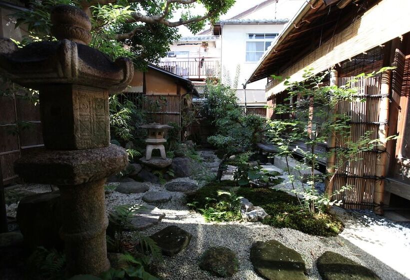 Рёкан Machiya Inn Omihachiman