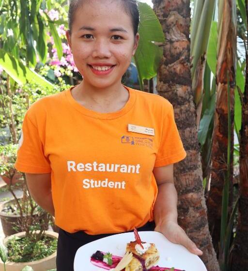 Sala Baï Hotel & Restaurant School