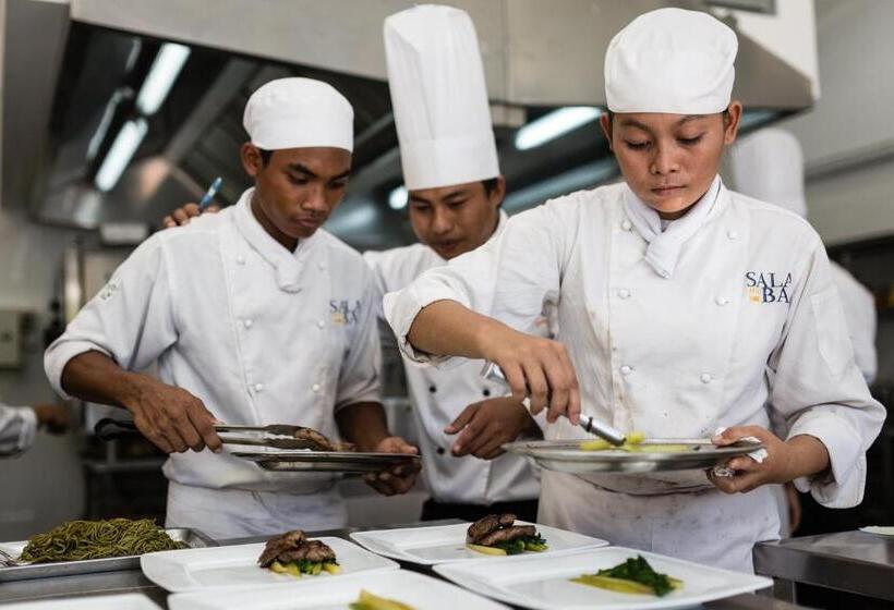 Sala Baï Hotel & Restaurant School