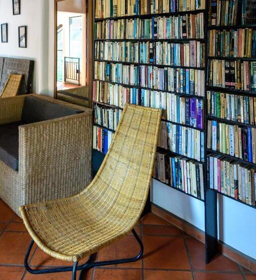 Sala Baï Hotel & Restaurant School