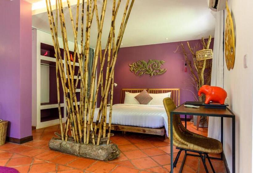 Sala Baï Hotel & Restaurant School