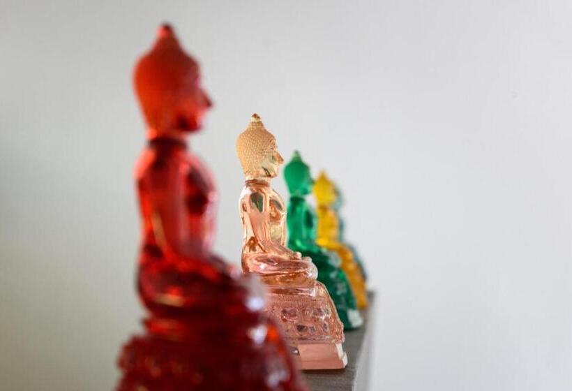 Sala Baï Hotel & Restaurant School