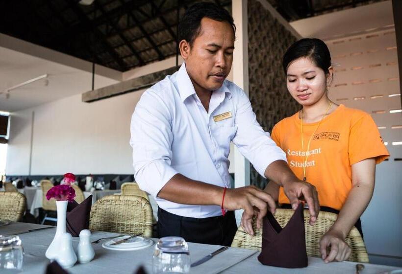 Sala Baï Hotel & Restaurant School