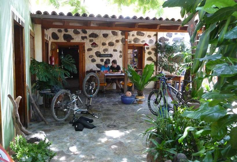 ユースホステル El Porvenir