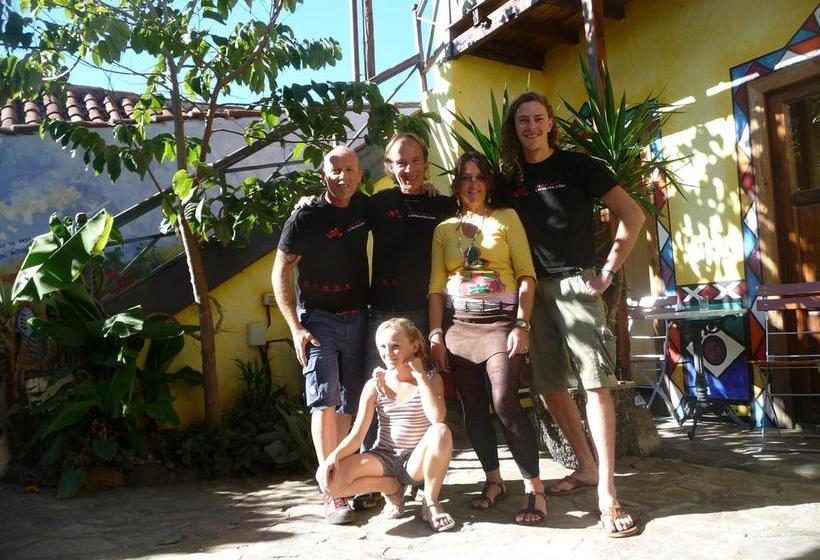 ユースホステル El Porvenir