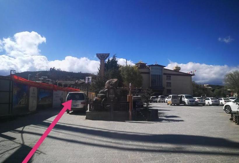 Общежитие Jha Lam Gang Inn