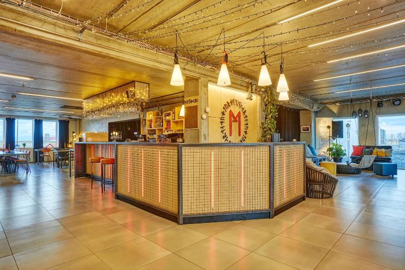 هاستل Midgard Base Camp