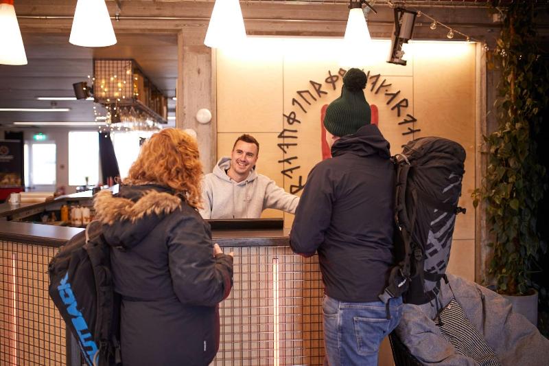 هاستل Midgard Base Camp