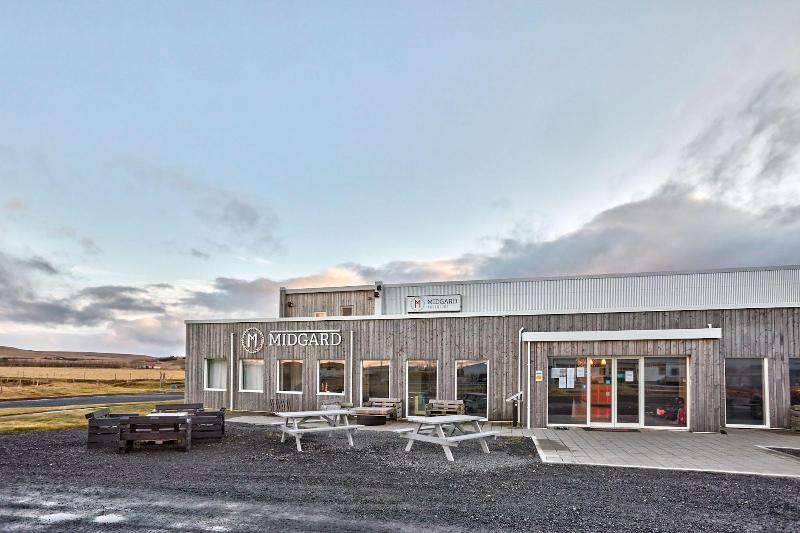 هاستل Midgard Base Camp