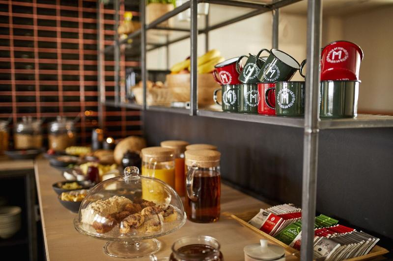 هاستل Midgard Base Camp