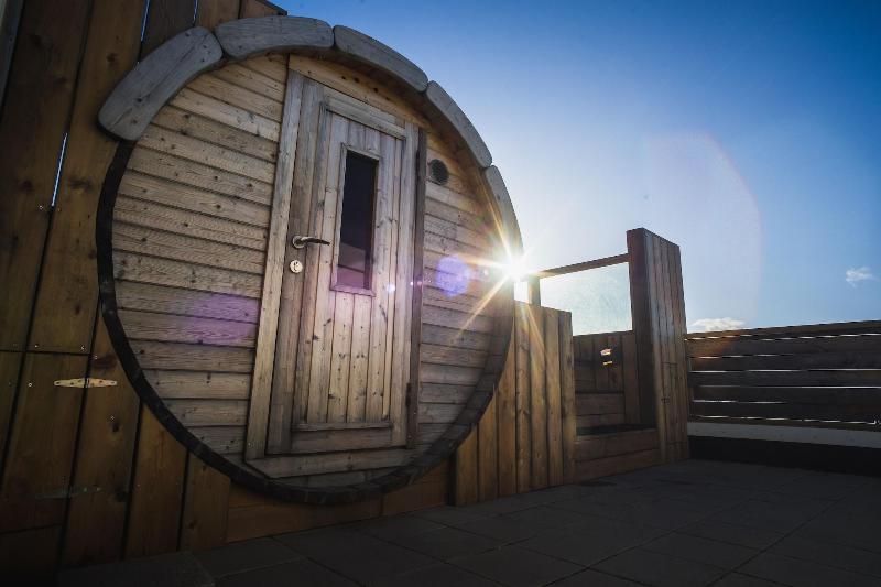 هاستل Midgard Base Camp