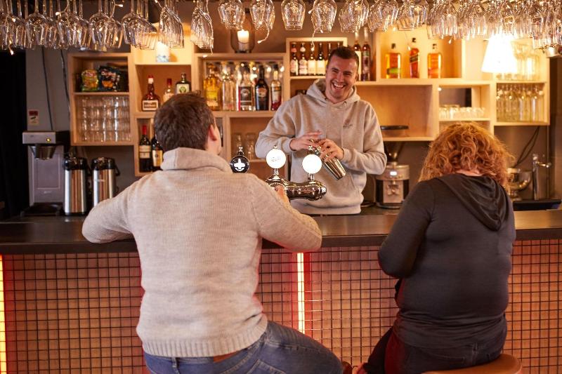 هاستل Midgard Base Camp